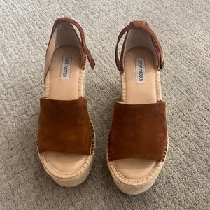 Barely worn brown suede Steve Madden wedges